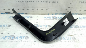 Обшивка двери багажника верхняя правая Volvo XC40 19-26 черная