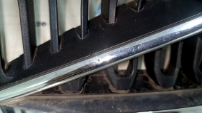 Решетка радиатора grill со значком Volvo XC40 19-22 Momentum хром, без камеры, песок, тычки, надлом решетки