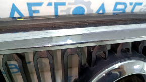 Решетка радиатора grill со значком Volvo XC40 19-22 Momentum хром, без камеры, песок, тычки, надлом решетки