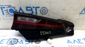 Фонарь внутренний деври багажника левый Mazda CX-30 20-26 LED, царапины