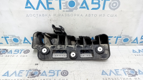 Крепление заднего бампера правое под фонарем Chevrolet Volt 16-19 надлом креплений