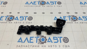 Крепление переднего бампера правое Honda HR-V 23-26