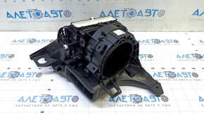 Corp de încălzire ventilator dezgolit partea dreaptă Mazda CX-30 20- 2.5 sub auto