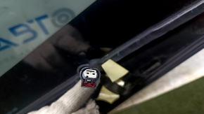 Лобовое стекло Tesla Model Y 20-25 с подогревом зоны камер, 3 пина, скол, полезла тонировка