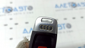 Ключ smart Audi A4 B9 17-21 тип 1, 4 кнопки, потерт, царапины, тычки