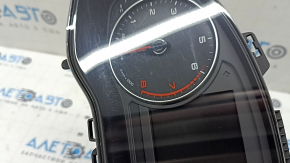 Щиток приборов Audi A4 B9 17-19 малый дисплей, 101к, царапины