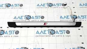 Накладка порога внешняя передняя правая Audi A4 B9 17-25 S-Line с подсветкой