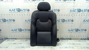 Rândul de scaune din spate, stânga sus, Volvo XC60 18-25, piele Nappa neagră, cu tetieră, încălzită, perforată, zgârietură, necesită curățare, lovitură