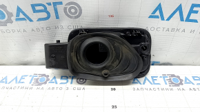 Корпус лючка бензобака Audi A4 B9 17-25 сломаны крепления