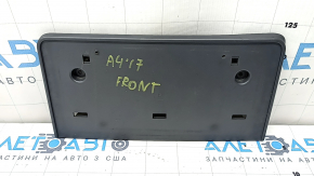 Площадка номерного знака передняя Audi A4 B9 17-19 S-Line, незаводские отверстия, трещина