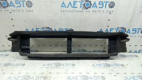 Jaluzea conductei de aer inferioare Volvo XC60 18-21 defect