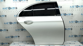 Дверь в сборе задняя правая Mercedes W213 E 17-23 keyless, белый 149, вмятина