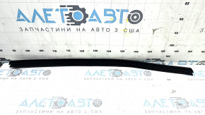 Уплотнитель стекла внутренний задний правый Audi A4 B8 08-16