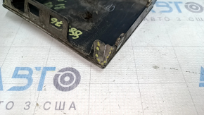 Ornament aripă inferioară dreapta față Volvo XC60 18-25, negru, crăpături, crestături, zgârieturi