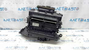 Корпус печки голый кондиционер Audi A4 B9 17-25 2 части