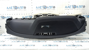 Торпедо передняя панель с AIRBAG Mercedes W213 E 17-23 без проекции, черная с бежевым, под чистку