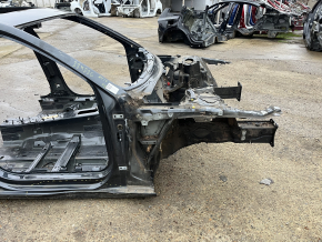 Четверть передняя правая Audi A4 B9 17-20 на кузове, графит, замят порог