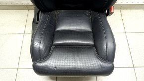 Scaun pasager Volvo XC60 18-25 cu airbag, electric, încălzit, ventilat, piele Nappa neagră cu perforații și suport pentru genunchi, cu unitate de control, lovituri, crăpături, necesită curățare