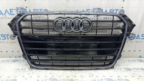 Решетка радиатора в сборе Audi A4 B8 13-16 рест глянец, S line, quattro, с эмблемами, песок, не заводские отверстия