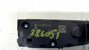 Bloc butoane consolă centrală dreapta pentru Mercedes W213 E 17-20 sub cortina spate, ciobit