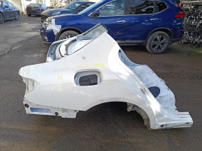 Четверть крыло задняя правая Mercedes W213 E 300/350 17-23 на кузове, белая, крашенная