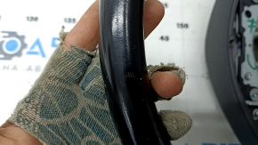 Руль голый Mercedes W213 E 300/400/43 17-18 под лепестки без подогрева, кожа черная, царапины, примят, по чистку