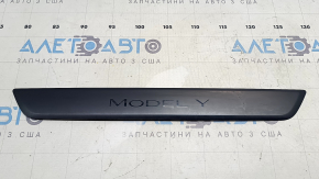 Prag exterior față stânga negru pentru Tesla Model Y 20-25, zgârieturi