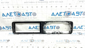 Capac bord Mercedes W213 E 17-20 fără proeminență, zgârieturi, suport rupt
