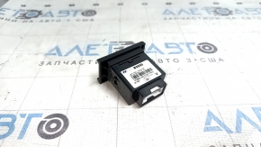 USB HUB AUX Kia Soul 14-19 надлом крепления