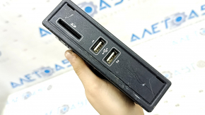 USB HUB, SD Mercedes W213 E 300/400/450/53/63 17-20 царапины