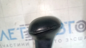 Ручка КПП Audi A4 B8 13-16 рест кожа черная, царапины, потерта