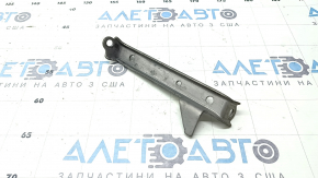 Кронштейн интеркулера Mercedes W213 E 300 17-19 2.0T нижний