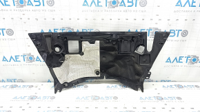 Поддон решетки дворников центральный Mercedes W213 E 300 17-23