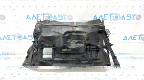 Поддон решетки дворников центральный Mercedes W213 E 300 17-23
