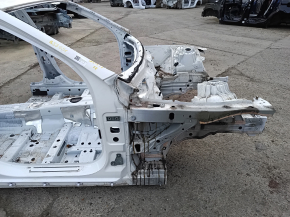 Четверть передняя правая Mercedes W213 E 17-23 на кузове, белая
