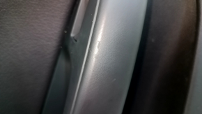 Panou decorativ ușă spate stânga Audi A4 B8 13-16 negru, cu inserție din piele neagră, cotiera din piele neagră, ornament sub lemn închis la culoare, lovitură, zgârietură