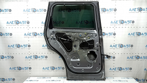 Ansamblu ușă spate stânga Mitsubishi Outlander 22-25, nuanțat, sub cortină, grafit U17, fără ornamente inferioare, bare de protecție, ornamente superioare îndoite