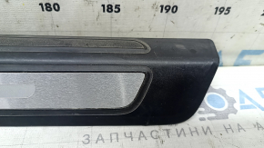 Ornamente prag exterior Audi Q5 80A 18-24 negre și cromate, zgârieturi