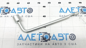 Ключ балонный гаечный Mitsubishi Outlander 22-26