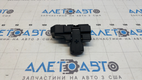 Крышка плюсовой клеммы АКБ 12в Mazda CX-5 17-25 2.5