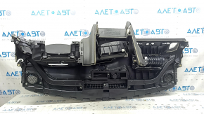Торпедо передняя панель с AIRBAG Audi A4 B8 13-16 черная рест, царапины, ржавый пиропатрон