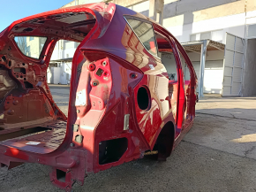 Четверть крыло задняя правая Ford C-max MK2 13-18 на кузове, красная, тычки