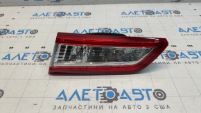 Lampa interioară pentru capacul portbagajului dreapta Toyota Camry v50 12-14 SUA nouă TYC Taiwan