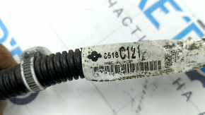 Cablajul barei spate Mitsubishi Outlander 22-25 pentru senzorii de parcare, BSM și senzorul de deschidere a portbagajului acționat de picior; conectorul pentru senzorul de deschidere a portbagajului a