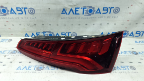 Far dreapta pentru Audi Q5 80A 18-20 LED, zgârieturi