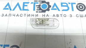 Плафон освещения передний правый Mitsubishi Outlander 22-26 под козырьком
