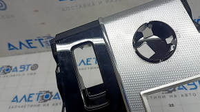 Накладка шифтера КПП Mitsubishi Outlander 22-26 черный глянец с хром, с серым, царапины