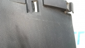 Накладка центральной стойки нижняя левая VW Tiguan 09-18 черная, тип 1, царапины, сломано крепление