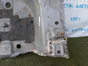 Корыто багажника Toyota Prius 30 10-15 высверлено