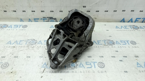 Подушка двигателя левая Audi Q5 80A 18-20 2.0т микротрещины